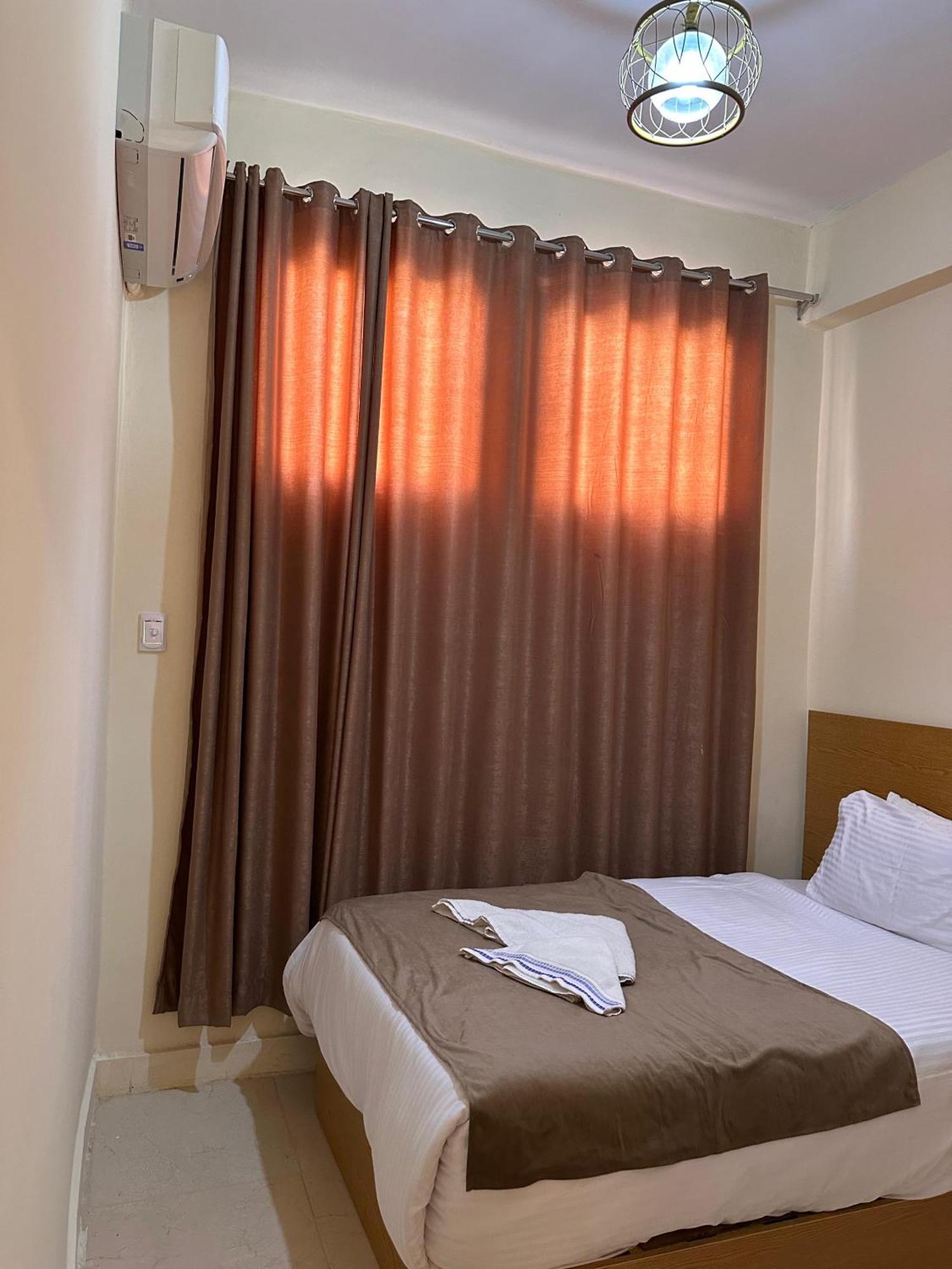 Golf Pyramids View Hotel Kafret el-Gabal Екстериор снимка